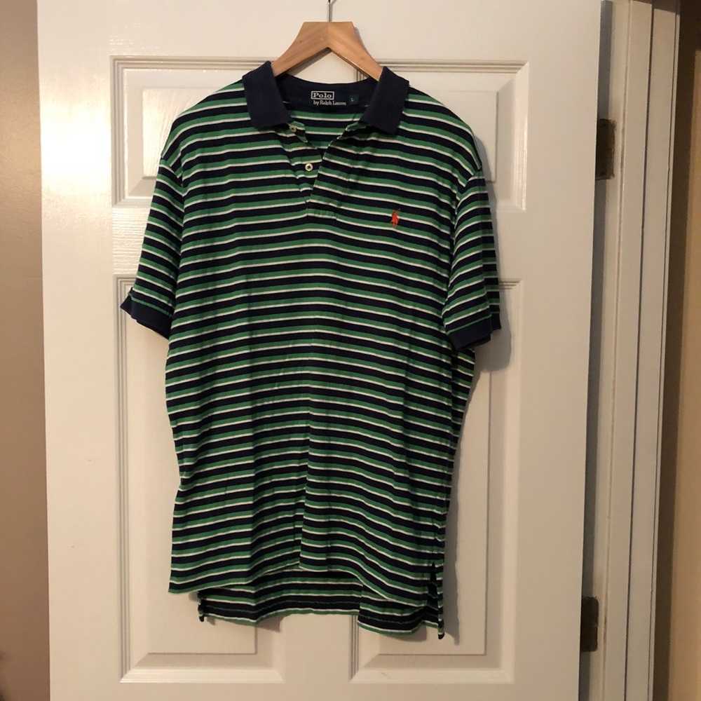 Short sleeve shirt